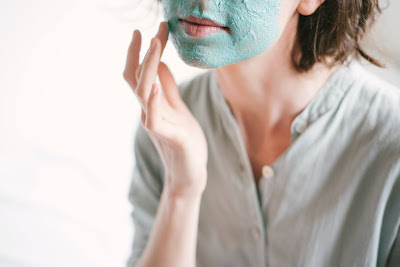 Face masks are easy ways to open closed pores of skin