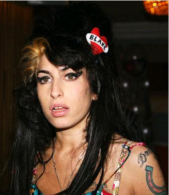 Amy Winehouse Drugs Pics 2011