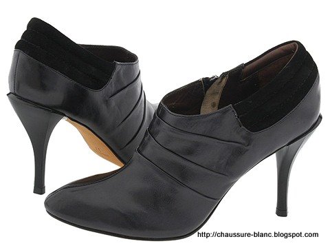 Chaussure blanc:M832-567759