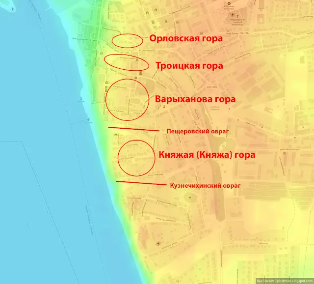 Топографическая карта города с отмеченными горами