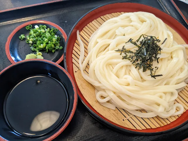 みの屋うどん時津店のざるうどん