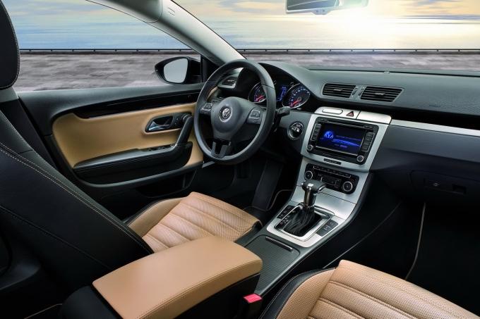 Volkswagen Passat CC ailesini geli tirmeye devam ediyor RLine ve 