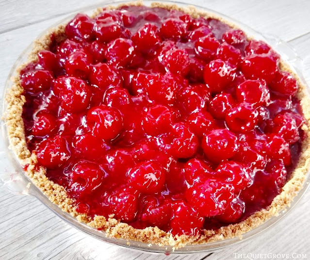 chilled raspberry pie