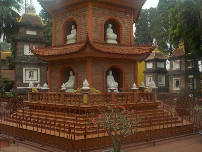 鎮国寺の仏塔