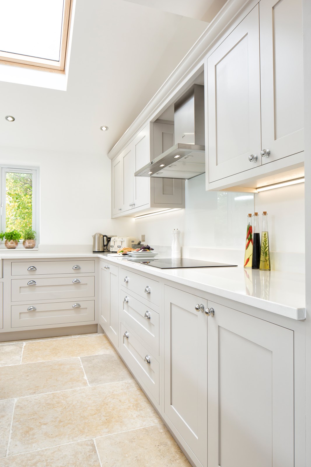  Maple  Gray  White Grey  Shaker Kitchen 