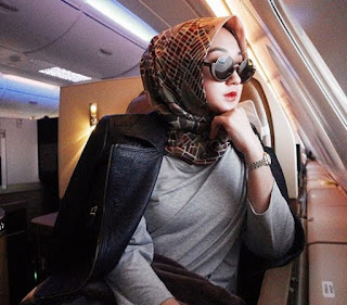 Fashion Dan Hijab Ala Dian Pelangi