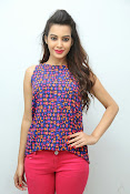 diksha panth sizzling photo shoot-thumbnail-23