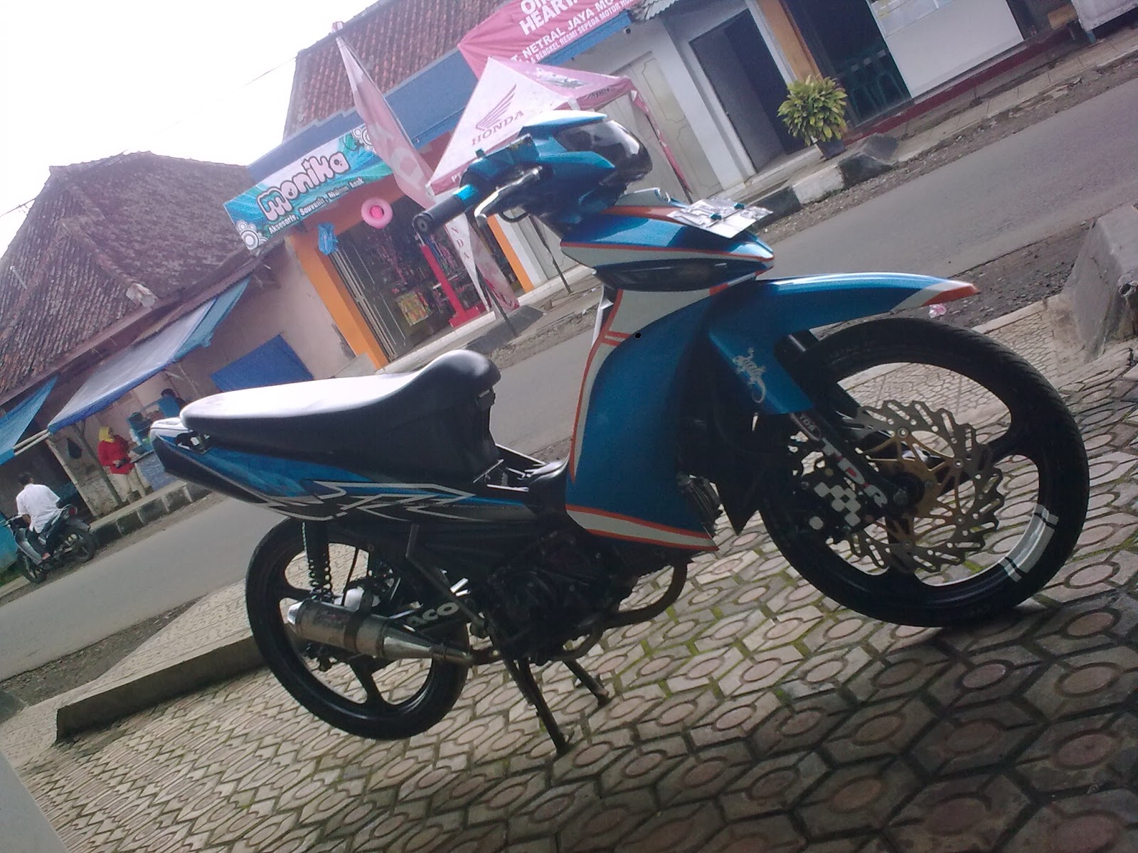 Koleksi Modifikasi Motor Crypton Road Race Terbaru Dan Terlengkap