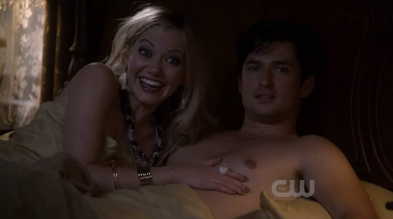 Wes Brown Shirtless in Hart of Dixie s1e08