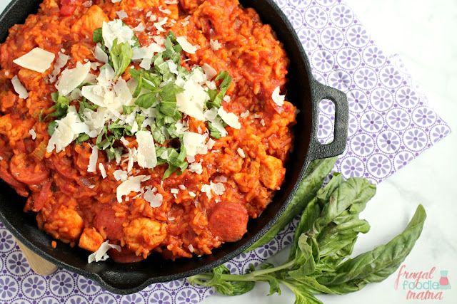 This Spicy Italian Style Jambalaya is the perfect fusion of classic Italian flavors and the spiciness & kick that you expect from Cajun cuisine.