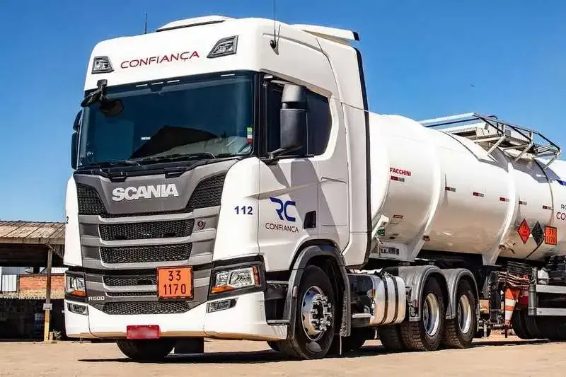 Scania R500 Highline da Rodoviário Confiança