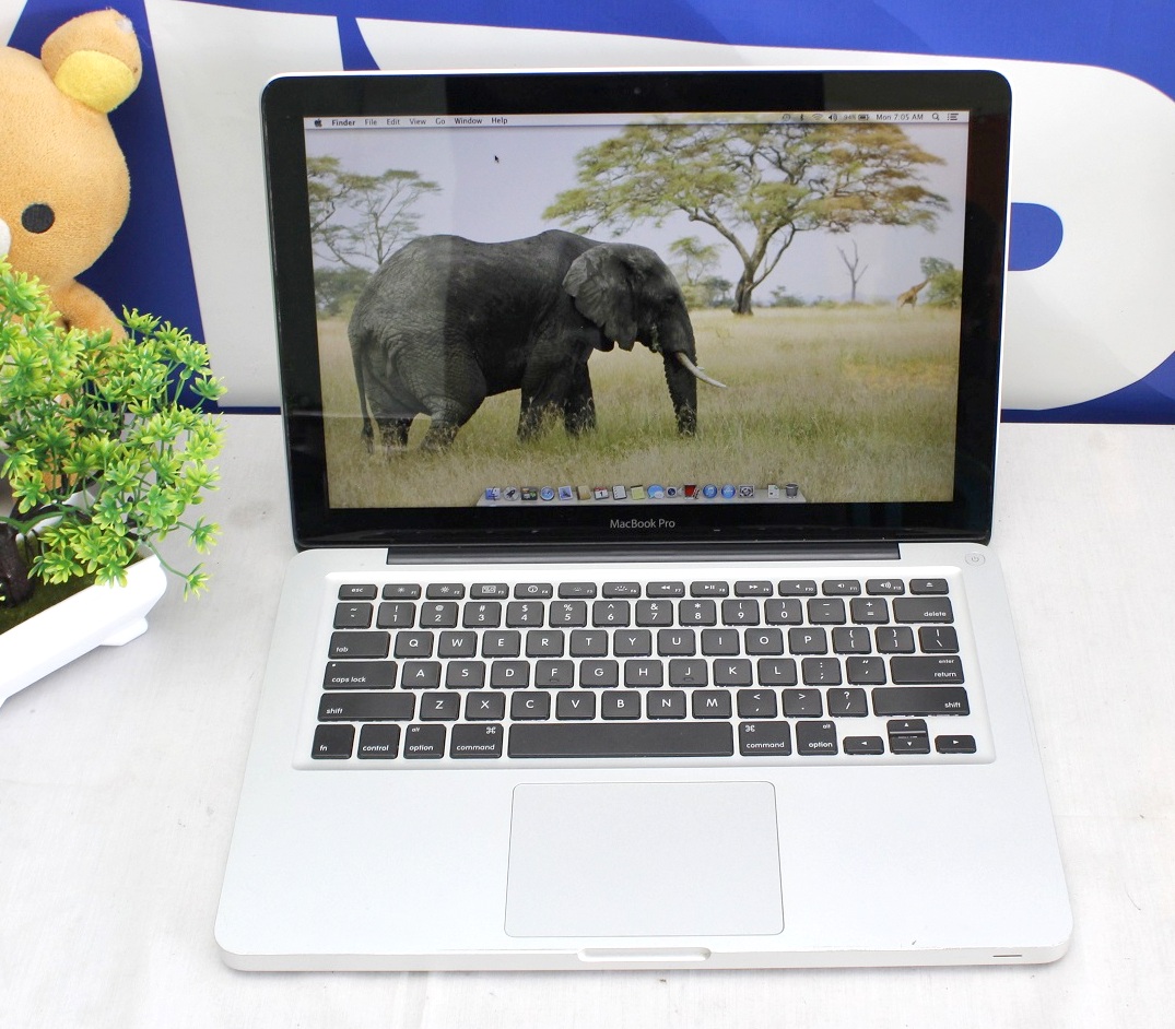 Macbook Pro 13 Core i5 bekas 2011 | Jual Beli Laptop Second dan Kamera Bekas di Malang