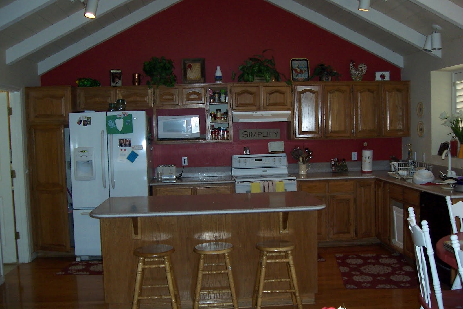 Melissa And Joey Kitchen Cabinet Color Old kitchen for 26 years.