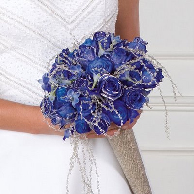 Blue Flowers  Wedding Bouquets on Bouquet Bridal  Blue Rose Bridal Bouquet