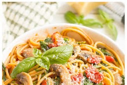 Healthy & Easy One Pot Vegetarian Spaghetti