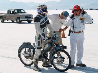 vintage motorcycle artclass=cosplayers