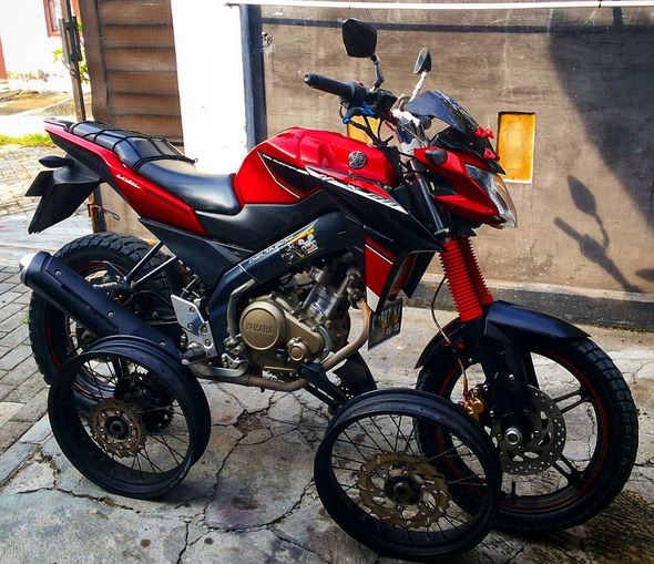 Info Terbaru Modifikasi Motor Vixion: Vixion Supermoto 