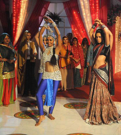 Mallika Sherawat On The Sets Of ‘Na Aana Is Des Laado’ release images