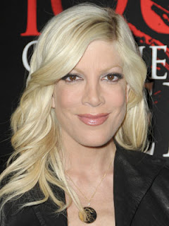 Tori Spelling Hairstyle Haircut Fashion - Female Celebrity Hairstyle Ideas