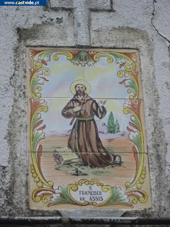 Azulejos e Placas de Pedra de Castelo de Vide, Portugal (Tiles)