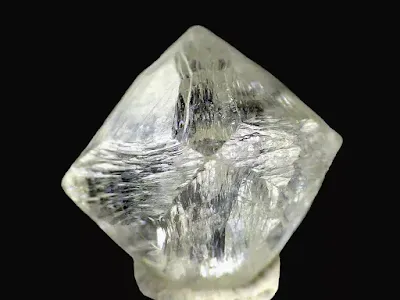 Diamond crystal