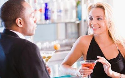 woman-at-bar - The Top 10 Steps to Meet Women