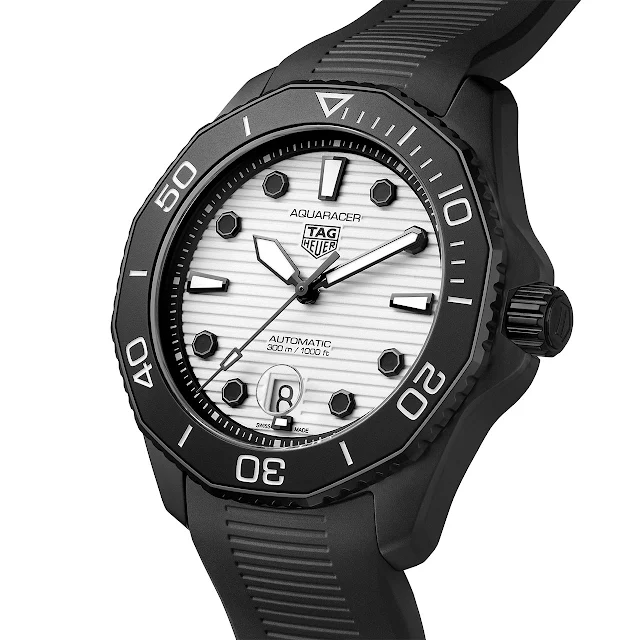 TAG Heuer Aquaracer Professional 300 Night Diver