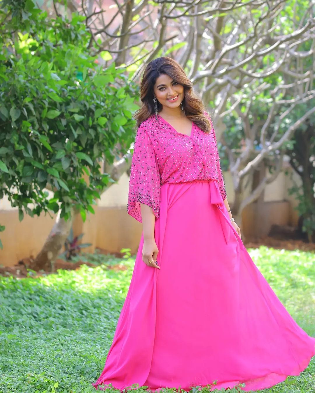 Actress Sneha in Pink dress Beautiful photoshoot