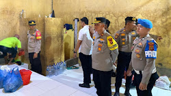Usai Pimpin Apel Pagi, Wakapolres Aceh Timur Cek Ruang Tahanan, Pastikan Operasional Berjalan Baik