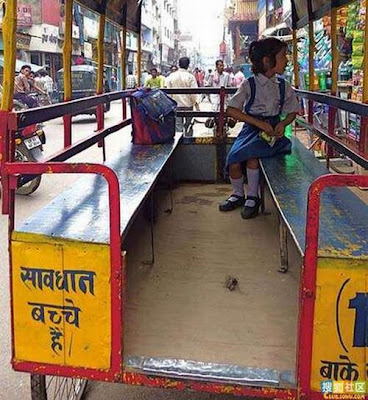 School Buses in India Seen On www.coolpicturegallery.net