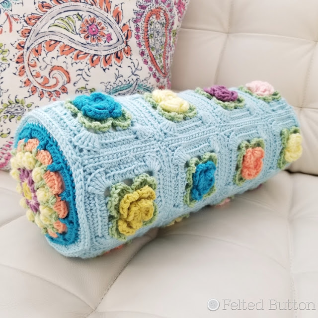 Primrose Pillow crochet pattern by Susan Carlson of Felted Button