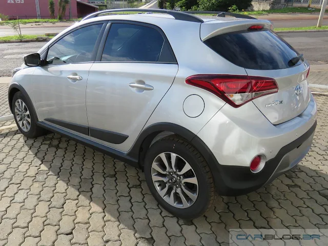 Hyundai HB20X 2016 Style Prata