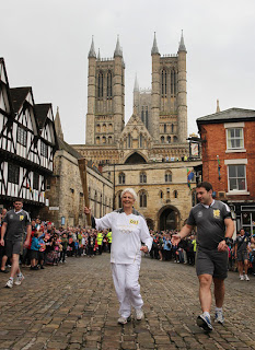  Next London Olympics 2012 : Olympic Flame Visit Lincoln Cathedral