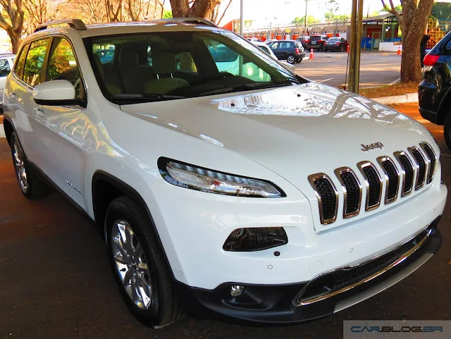 Jeep Cherokee 2015 Limited - Branco