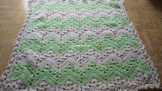 free crochet baby blanket pattern, free crochet lovey pattern, free crochet chevron afghan pattern, free crochet baby stroller cover