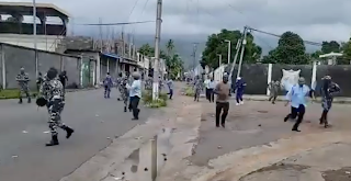 Moroni : Le commissariat central de la police attaqué...les policiers ont pris la fuite