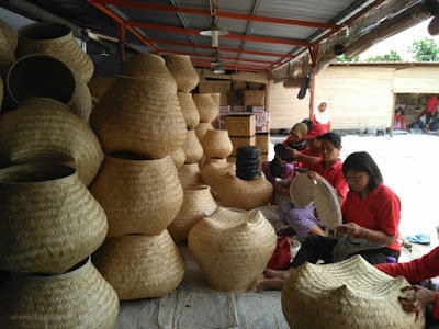 Kerajinan Bambu Desa Wisata Malangan.