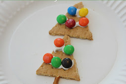 Happy Uncomplicated Christmas Tree Process For Kids