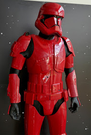 Red Sith Trooper armour Star Wars Rise of Skywalker