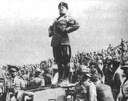 Brizzi immagina Mussolini vincente