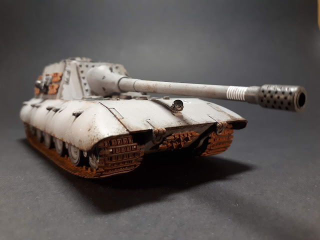 Jagdpanzer e100 in 1-72,1/72