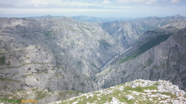 Ruta al Jultayo y Cuivicente desde el Lago Ercina pasando por el Refugio de Vega de Ario, en Picos de Europa.