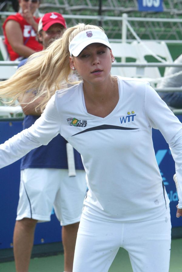 anna kournikova tennis girl. Anna Kournikova Picture in