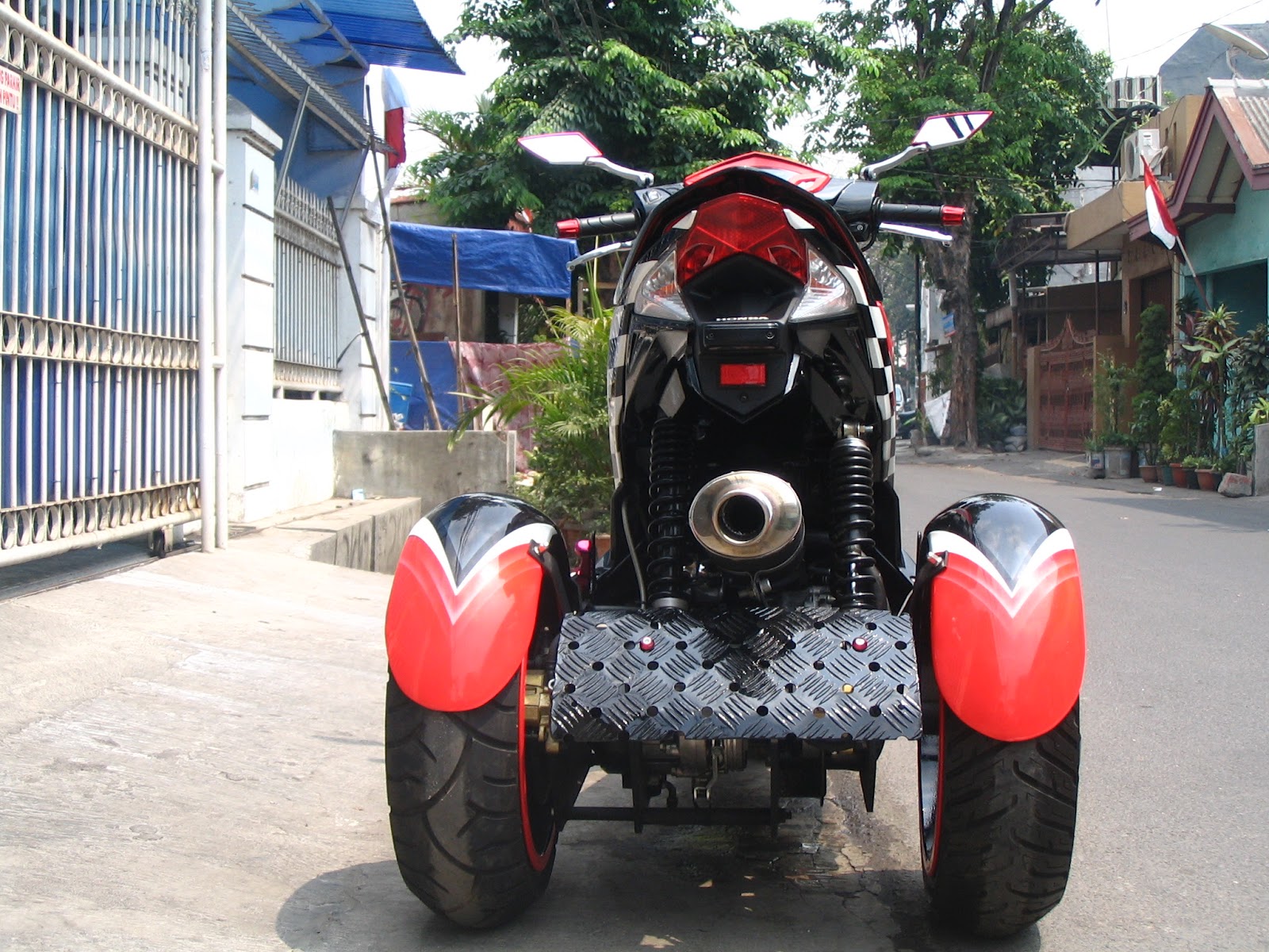 Kumpulan 78 Modifikasi Motor Roda Tiga Depan Terbaru Dan Terkeren