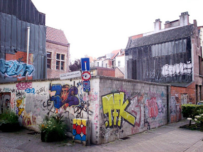 Antwerp graffiti street art Rijke Beukelaar