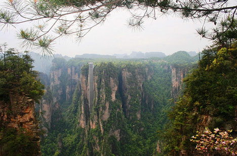 bailong elevator, china, Zhangjiajie, world tallest, glass, elevator, exterior elevator, biggest, largest, crazy, scary, awesome engineering in china, awesome engineering, engineer, non famous engineering