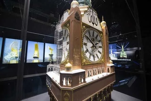 MAKKAH CLOCK TOWER'S MUSEUM ATTRACTS WORLDWIDE TOURISTS