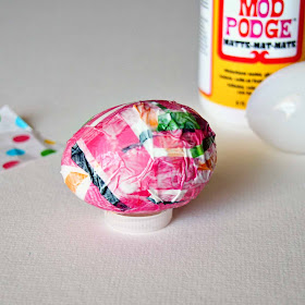 Making Tissue Paper-Covered Easter Eggs by SweeterThanSweets