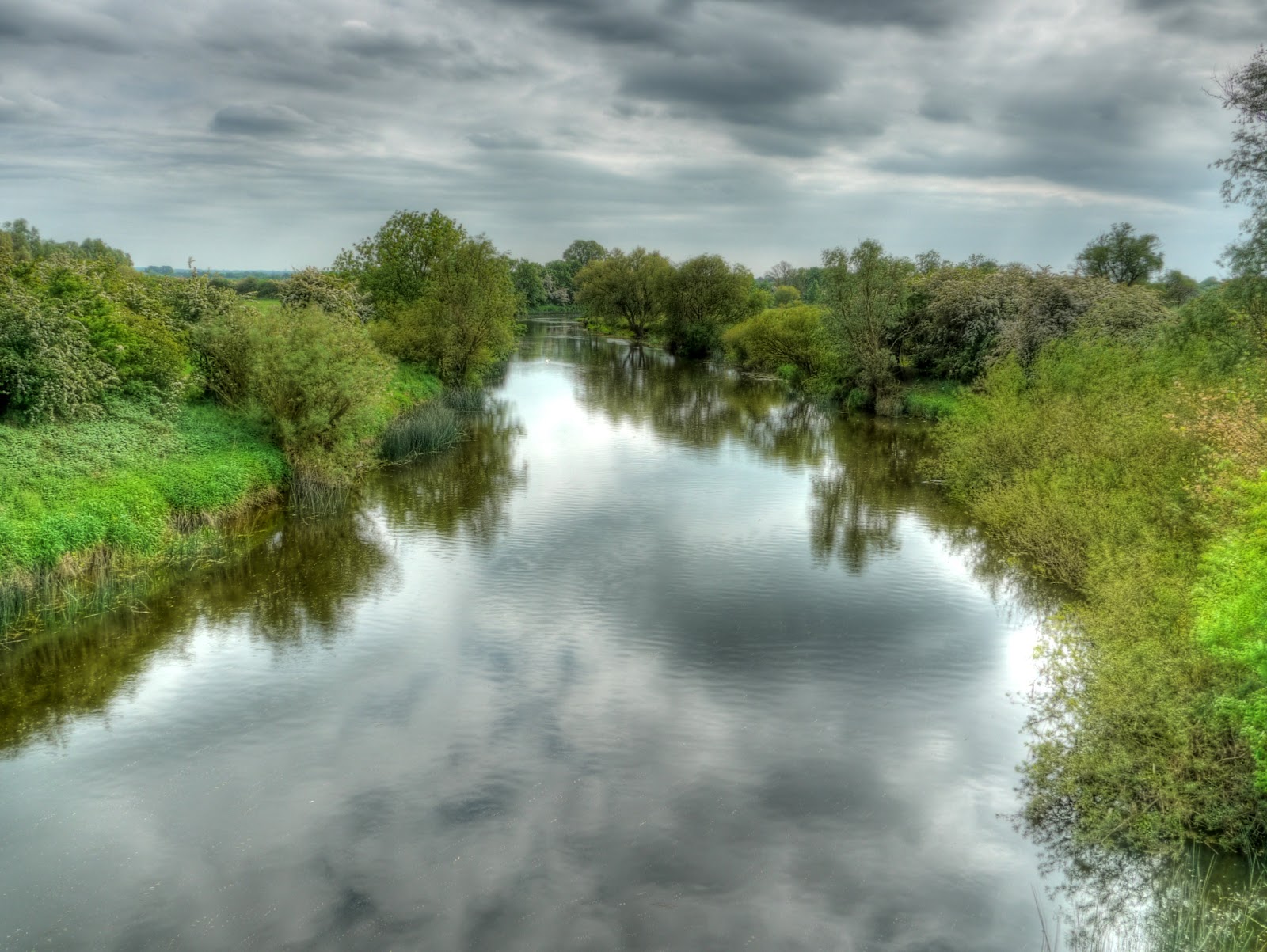 P1110082_76_77_78_79_80_81_tonemapped.JPG