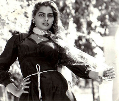 silk smitha rare .. hot photoshoot